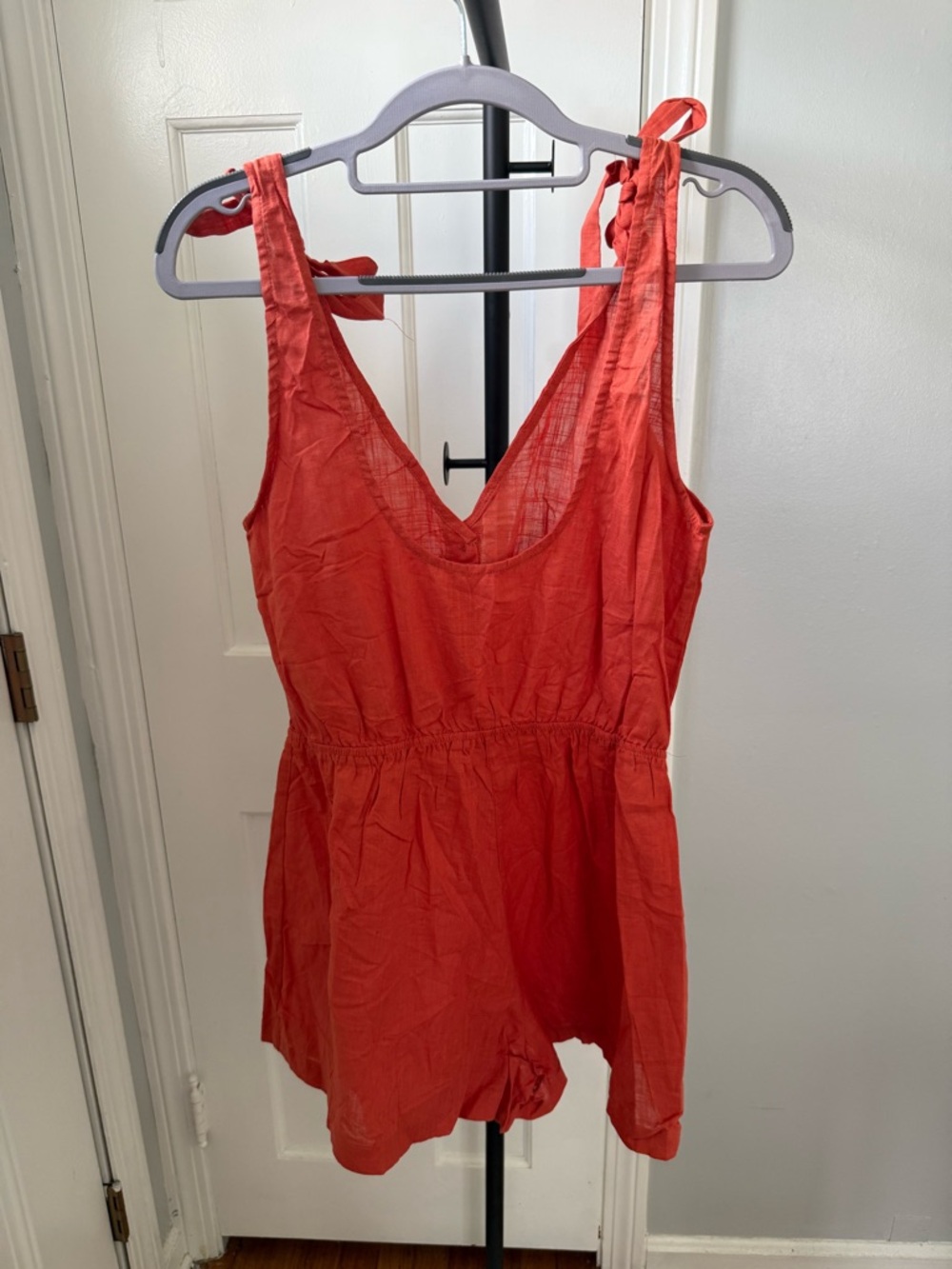 Cupshe Burnt Orange Tie-Shoulder Button Romper - Picture 6 of 6